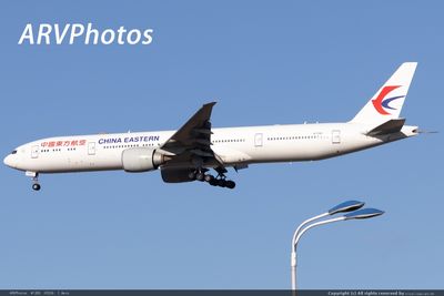 东方航空B777